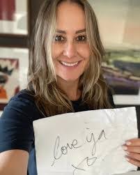 Tracey Cartwright's Instagram, Twitter & Facebook