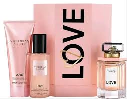 Victoria S Secret Love Perfume Fragrance In 2020 Perfume Gift Sets Perfume Gift Victoria Secret Perfume