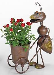 Figuren für den garten aus keramik. Gartenfiguren Aus Metall Metallfiguren Gartendeko Metall Topliste