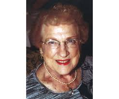 Beverly Knapp Obituary (1921