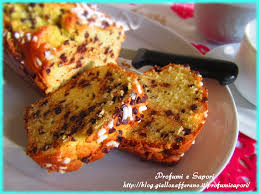 Il plumcake allo yogurt è un delizioso dolce fatto in casa per la colazione! Plumcake Allo Yogurt E Gocce Di Cioccolato