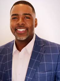 Real estate branding photos for couple