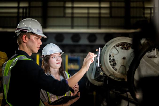 Your Guide to Turning Trade Experience into Accredited Qualifications |  Gimbal Group