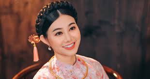 NSƯT Quế Trân nói gì chuyện nghệ sĩ cải lương đi hát đám ma, đám cưới?