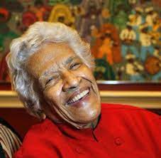 Entrepreneur And Famous Chef Leah Chase Owner Dooky Chase Restaurant In New Orleans La Celebrity Chefs New Orleans Chef