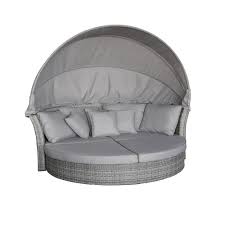 Garnet's modern outdoor daybed is the epitome of comfort. Large Round Wicker Rattan Outdoor Daybed With Canopy For Resort Outdoor Daybed Daybed Sets Daybed Canopy