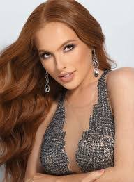 Brianna Lopez's Instagram, Twitter & Facebook