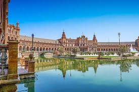 Seville is the capital and largest city of the spanish autonomous community of andalusia and the province of seville. Visitar Sevilha O Que Ver E Fazer Em Sevilha Num Roteiro De 2 Dias Vagamundos