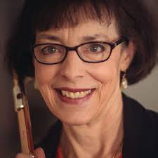 Julianne Johnston's Instagram, Twitter & Facebook