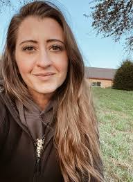 Maryjane Mora's Instagram, Twitter & Facebook