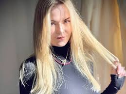 Brandy Ledford measurements, bio, height,weight, shoe and bra size