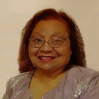 Rosa Clements's Instagram, Twitter & Facebook