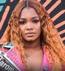 Susan Ela's Instagram, Twitter & Facebook