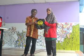 I'm from malaysia and i'm chairman of malaysian muslim welfare fund foundation (yayasan dana kebajikan muslim malaysia, ydkmm). Pengalaman Sebagai Exco Promosi Dan Publisiti Aisyahz