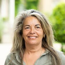 Hampton Court House Independent School