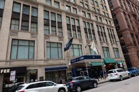 Save on popular hotels by club quarters in downtown chicago from $85. Club Quarters Hotel Central Loop