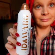 Ida warg startade sin beautysresa med att lansera brun utan sol som väldigt snabbt blev populära och älskade av många! Ida Warg Har Tagit Fram Varldens Basta Bus Jag Ar Inte Dum I Huvudet