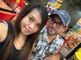 Introduction of new member in Texas dating group