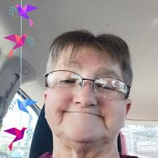 I'M BORED... WHAT IS THE BEST t SERIES YOU'VE EVER WATCHED. r'M NOT TALKING  SURVIVOR OR GREYS @yenceechaddy's ANAOMY. I NEED A SHOW THA YOU COULDN'T  STOP WATCHING BECAUSE IT WAS THAT