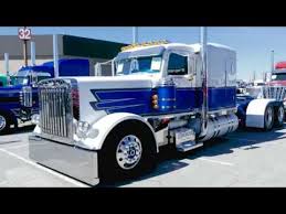 Warren Hartman Said He Always Wanted An Older Truck But Never Could Find Exactly What He Was Looking For So He Decided To B Peterbilt Peterbilt 389 New Trucks