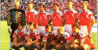 O commons possui uma categoria contendo imagens e outros ficheiros sobre jogadores de pôquer da dinamarca. Selecoes Imortais Dinamarca 1992 1995 Imortais Do Futebol