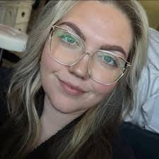 What is the best material for a porch goose, concrete or plastic?