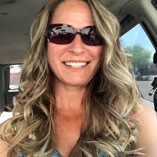 Elizabeth McKown updated her profile...