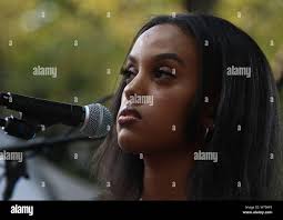 Ruth b hi-res stock photography and images