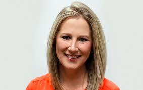 Sarah Carothers's Instagram, Twitter & Facebook