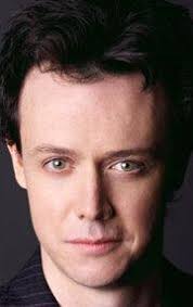 Splay veb-saytida mavjud filmlarda o'ynagan aktyorlar, rejissyorlar va  prodyuserlar