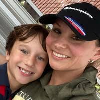 100+ "Pitulan" profiles