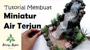 Bahwasanya hiasan air mancur yang terbuat dari bambu ini memiliki manfaat salah satunya yaitu memberi kesan yang sejuk alami, dan dapat membuat pikiran menjadi. Barangfuzziblog Cara Membuat Miniatur Air Terjun Dari Barang Bekas