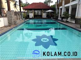 Perawatan kolam renang merupakan rutinitas yang harus dilakukan bagi siapa saja yang memiliki kolam renang, berikut daftar yang perlu anda perhatikan. Jasa Perawatan Kolam Renang Cilegon Terpercaya 1 Indonesia Kolam Co Id