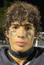 Carlmont football rallies late vs South City