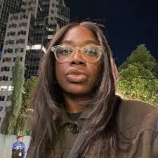 Marissa Sylvester's Instagram, Twitter & Facebook