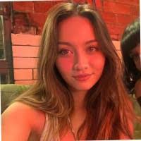 Jessica Monk's Instagram, Twitter & Facebook