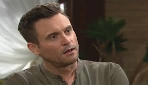 Days of our Lives News: Photos: Days Alum Jen Lilley in Hallmark's Angel  Falls: A Novel Holiday