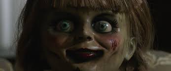 The conjuring 2 ed warren and lorraine traveling to north london that will help a single mother raising four children alone in an residence plagued by the conjuring 2 2016 hd. Die Conjuring Filme In Der Richtigen Chronologischen Reihenfolge Kino De