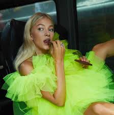 American and english pop music was very popular in scandinavia. Astrid S Ouca La