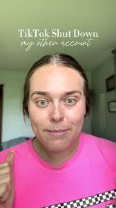 Melissa Plouffe's Instagram, Twitter & Facebook