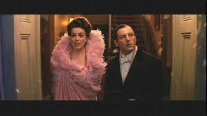 Olivia Williams As Mrs Darling In P J Hogan S Adventure Peter Pan Also Starring Jason Isaacs And L Jason Isaacs Peter Pan Gorgeous Men