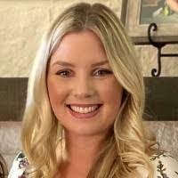 Katie Eckart's Instagram, Twitter & Facebook