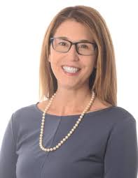 Kendra Dodson's Instagram, Twitter & Facebook