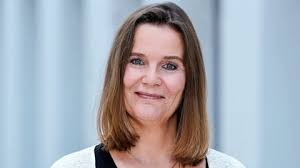 Swr aktuell baden wurttemberg auf sommertour nachrichten live aus dem land presseportal , 30 jahre lang arbeitete steffi tücking als moderatorin für die popwelle. Constance Schirra Swr Aktuell