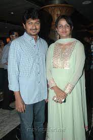 Udhayanidhi stalin, the grandson of former tamil nadu chief minister dr m karunanidhi, is looking forward to his film saravanan irukka bayamaen that hits theatres on friday, 12 may. Udhayanidhi Stalin With His Wife India People Fashion Chef Jackets