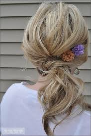 And it's no wonder easy hairstyles with braids are one of the most versatile hairstyles because they are ideal for casual days and can cover bad days in a (braid) because they can help beat the summer heat. 18 Cute And Easy Hairstyles That Can Be Done In 10 Minutes