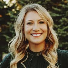 Natalie Silver's Instagram, Twitter & Facebook