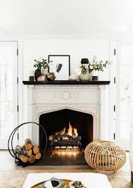 Kamin Design Tipps Und Ideen Fur Mehr Stauflache Kamin Dekor Kaminsims Dekorationen Kamin Design