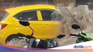 Deputi bidang meteorologi bmkg membuka pelatihan teknis online analisis gelombang dan. Bmkg Analysis Regarding The Flood Siege In Bandung Overnight Netral News