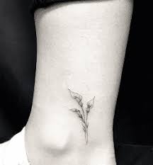 Black And White Realistic Calla Lily Tattoo Tiny Calla Lily Tattoo Calla Lily Tattoos Lily Flower Tattoos Lily Tattoo